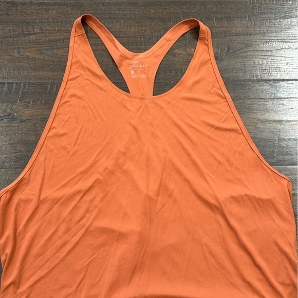 Nike Dri-Fit Sleek Standard Fit Sleeveless‎ Tank Top Size XL Women - Picture 2 of 10